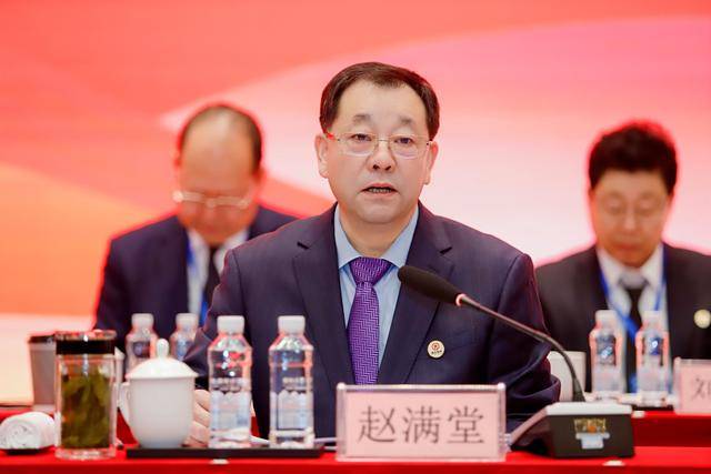 盛达集团会议：部署2025年发展规划