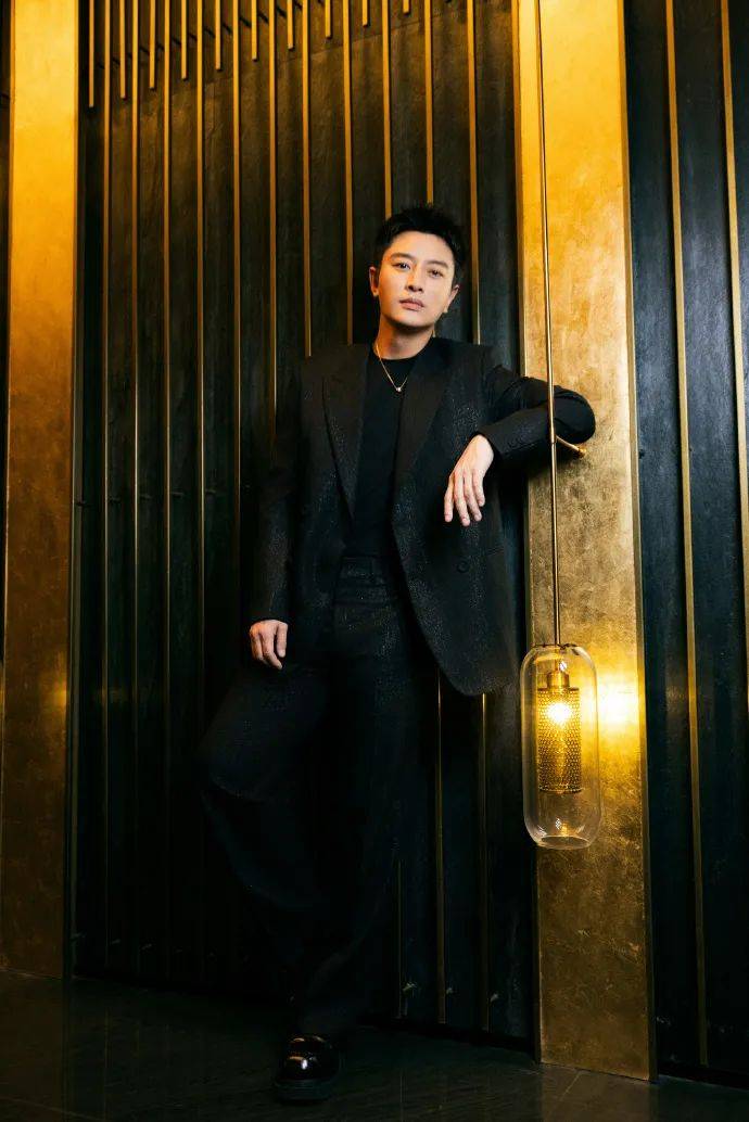 网传贾乃亮去世系假消息，他的演艺之路回顾 惊！贾乃亮“去世”消息为假，真实的他是这样