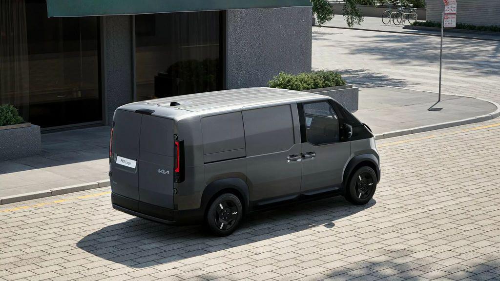 起亚PV5电动厢式车：2025年下半年来袭，满足多种需求，惊！起亚PV5电动厢式车2025年下半年推出，续航可达400公里