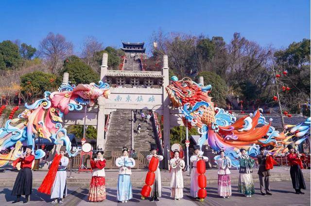 台州府城：2025年非遗春节的欢乐地，2025年非遗春节，台州府城旅游区的喜乐氛围