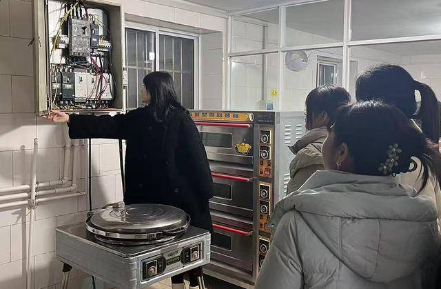 看许昌高新区如何为春季开学保驾护航 许昌高新区：多举措保障师生平安返校