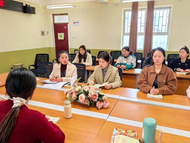 探秘2025年郑州管城回民一小语文教学培训活动，2025年郑州管城回民一小语文学科培训：教学前沿探索