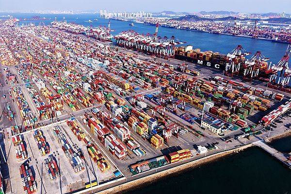 中国：开放与全球合作的典范 中国开放战略：巩固全球贸易地位
