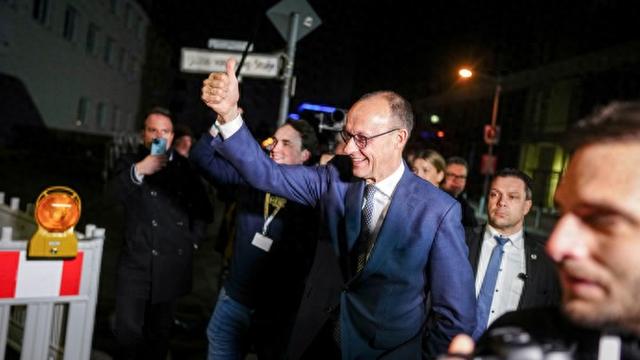 德国选举落幕：联盟党赢，组阁谈判即将开启，联盟党在2025年德国联邦议院选举中拔得头筹