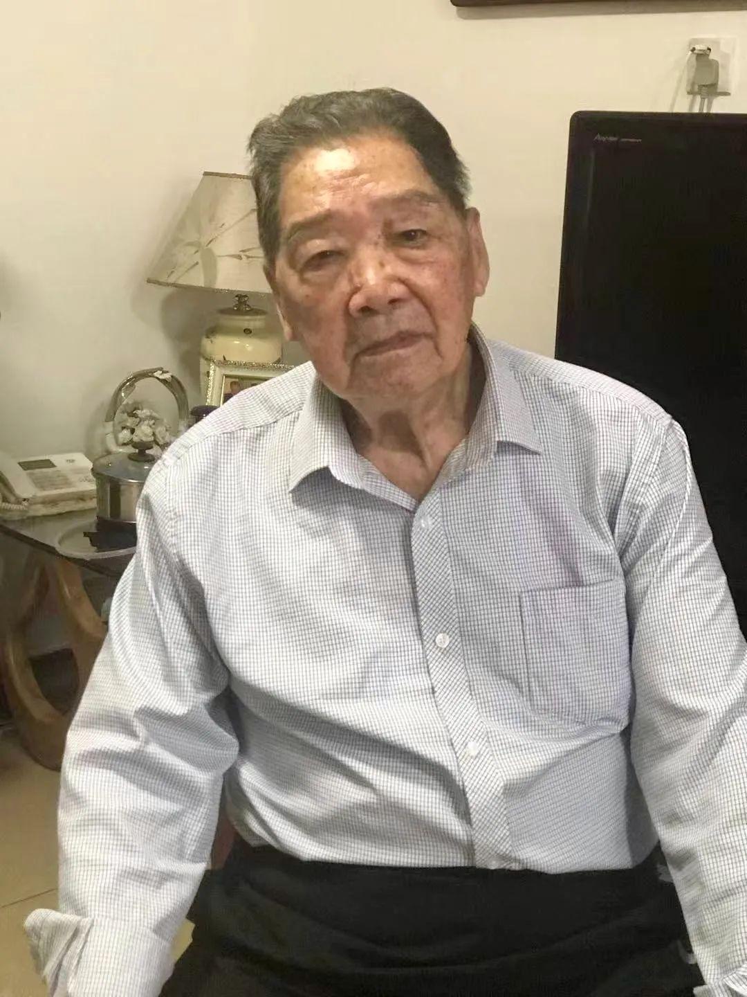 缅怀长影艺术家王枫：一生献给电影事业，王枫：从演员到导演，长影的璀璨之星陨落