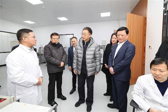 刘宁调研之旅：从兰考到多地，聚焦不同发展重点，刘宁多地调研：关注兰考焦裕禄精神、各地发展多方面