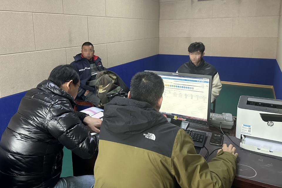 餐馆现金被盗，民警跨地抓获嫌疑人，济南餐馆被盗近六千，民警神速破案