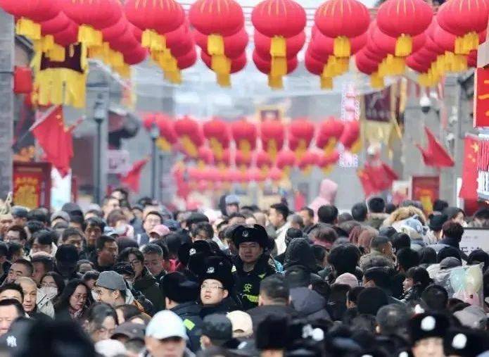古文化街新春盛景背后的奉献者