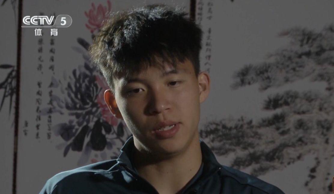 18岁新星王钰栋：U20赛场大放异彩，留洋之路何去何从？，王钰栋现象：U20亚洲杯出色发挥，留洋欧洲为何受阻？