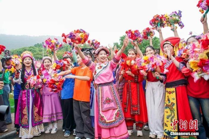 走进南宁，感受壮家山歌与烟火魅力，三月三赴南宁，领略壮乡风情盛宴