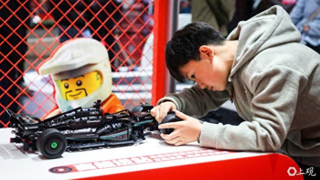 上海世茂广场：乐高F1快闪活动精彩无限 乐高F1快闪活动于上海世茂广场盛大开启