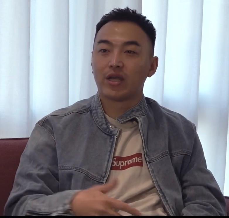冯潇霆评U20比赛，叹生涯遗憾盼世预赛奇迹 前国脚冯潇霆深度谈国足赛事，展望世预赛添期许