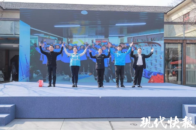 “金陵志愿红”：南京志愿服务的新引擎，“金陵志愿红”专项行动：南京志愿服务新征程