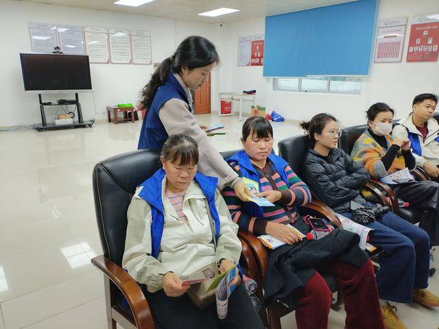坪山区坑梓街道为楼栋长“充电”，助力社区安全治理