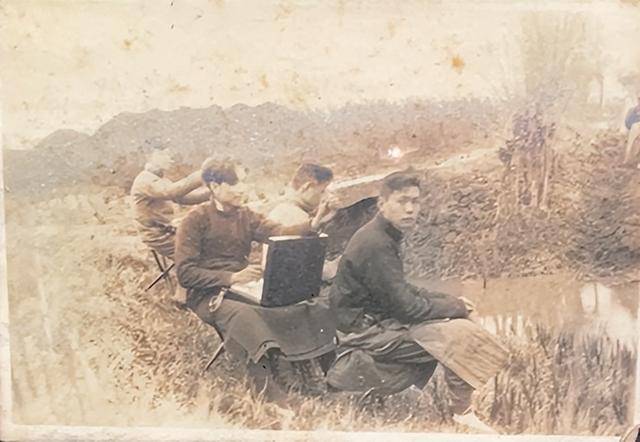 “摄影之都”上海：百年影像见证城市传奇，穿越百年影像，领略上海风云变幻