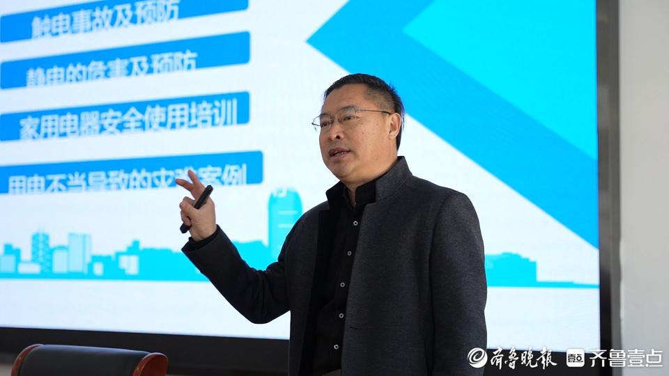 “星火科普”进东港区后村镇社区，多元科普形式激发创新热情