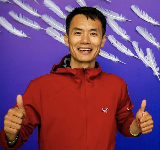 3. 川渝滑翔伞定点联赛四川站启幕，陈洋畅谈飞行梦想与未来，4. 2025年滑翔伞赛事来袭，陈洋领衔顶尖选手决战玉屏山