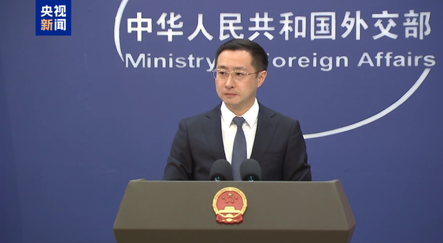 美方再以芬太尼为借口？中方坚决反对美加征关税！ 外交部回应美加征关税威胁：坚定捍卫自身利益