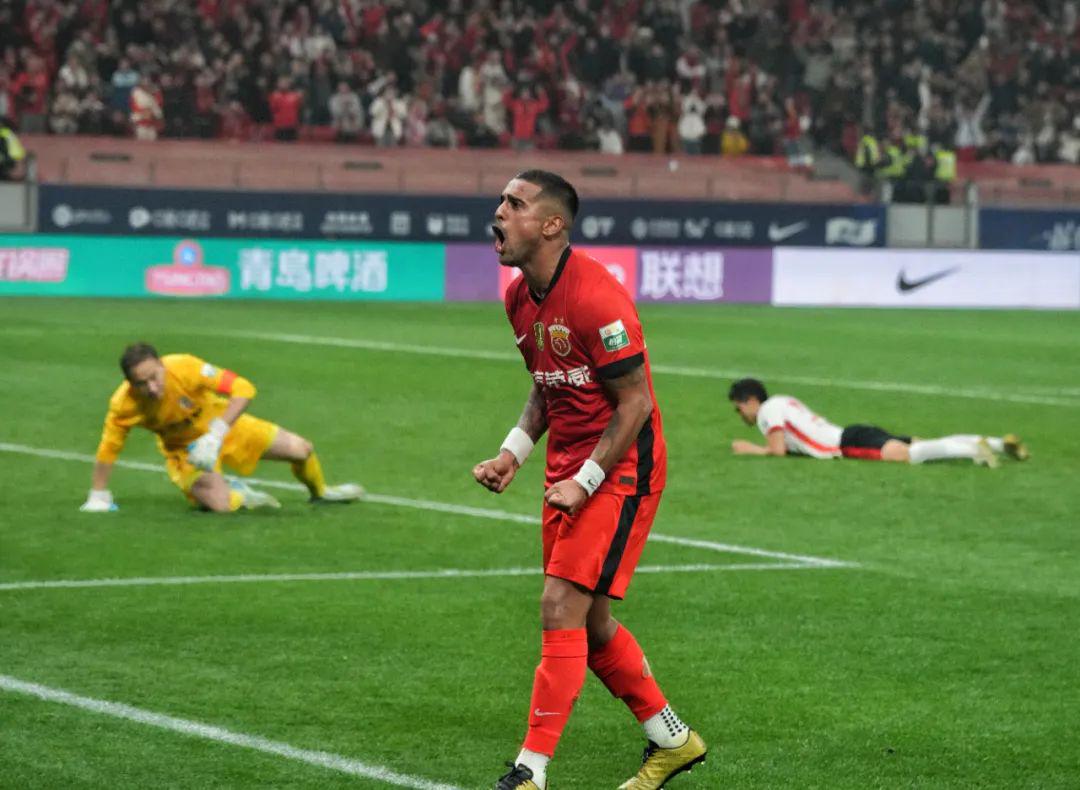 海港锋线莱昂纳多：打破进球荒，证明自身价值
