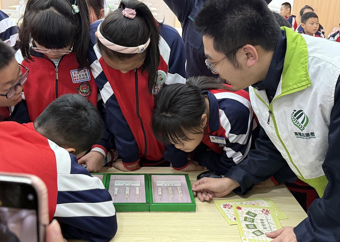 “粮食安全进校园”：中储粮青年团员开启学生知识新旅程 3月24日校园盛事：中储粮科普粮食安全知识