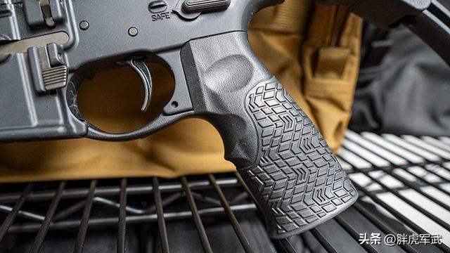 全面解读Daniel Defense M4A1 RIII：优劣并存的优秀枪械，探秘Daniel Defense M4A1 RIII：设计人性化的步枪