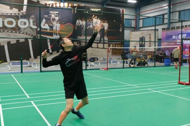 首届“李宁杯”羽毛球赛：240名选手同场竞技 “李宁杯”王朋仁·史方静羽毛球赛：精彩瞬间全记录