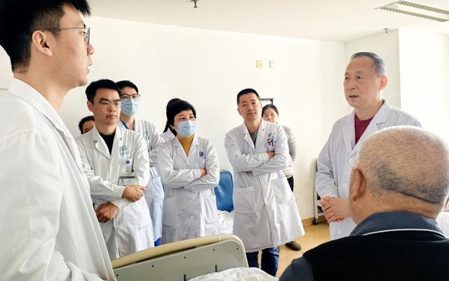 长海医院“冰火”疗法：肿瘤介入治疗新探索，长海医院首创肿瘤“冰火”消融术，开启治疗新篇