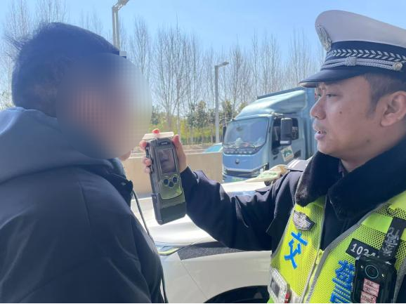郑州交通大整治，酒醉驾、非法改装等违法无处遁形！，注意啦！郑州开展交通提升行动，曝光一批违法案例！