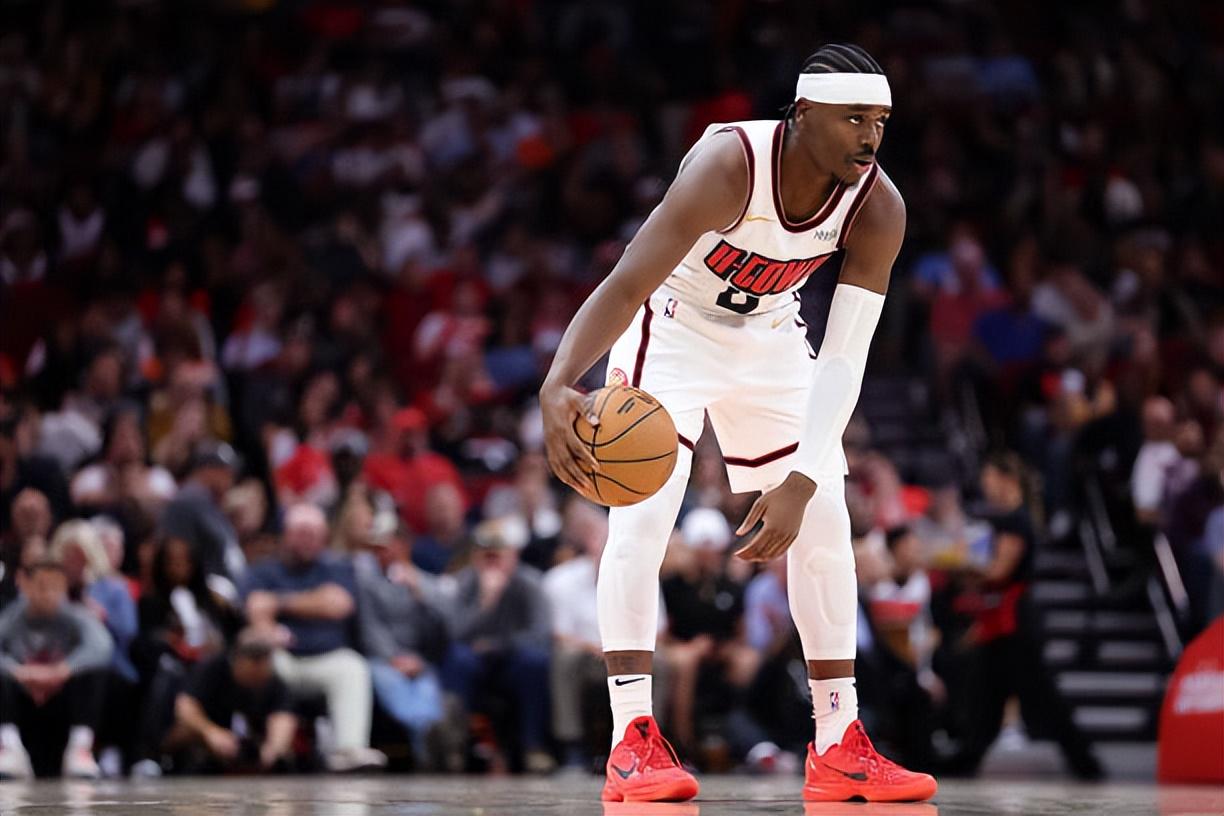 NBA常规赛：国王胜火箭，火箭人员使用引争议