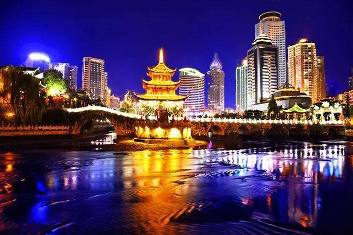 贵州特色游：沉醉西江夜色，共赴姊妹节盛宴，开启贵州之约，在西江、百里杜鹃与姊妹节中寻真自我