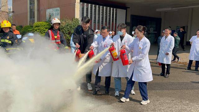 直击云南中德骨科医院消防演练，提升应急响应能力