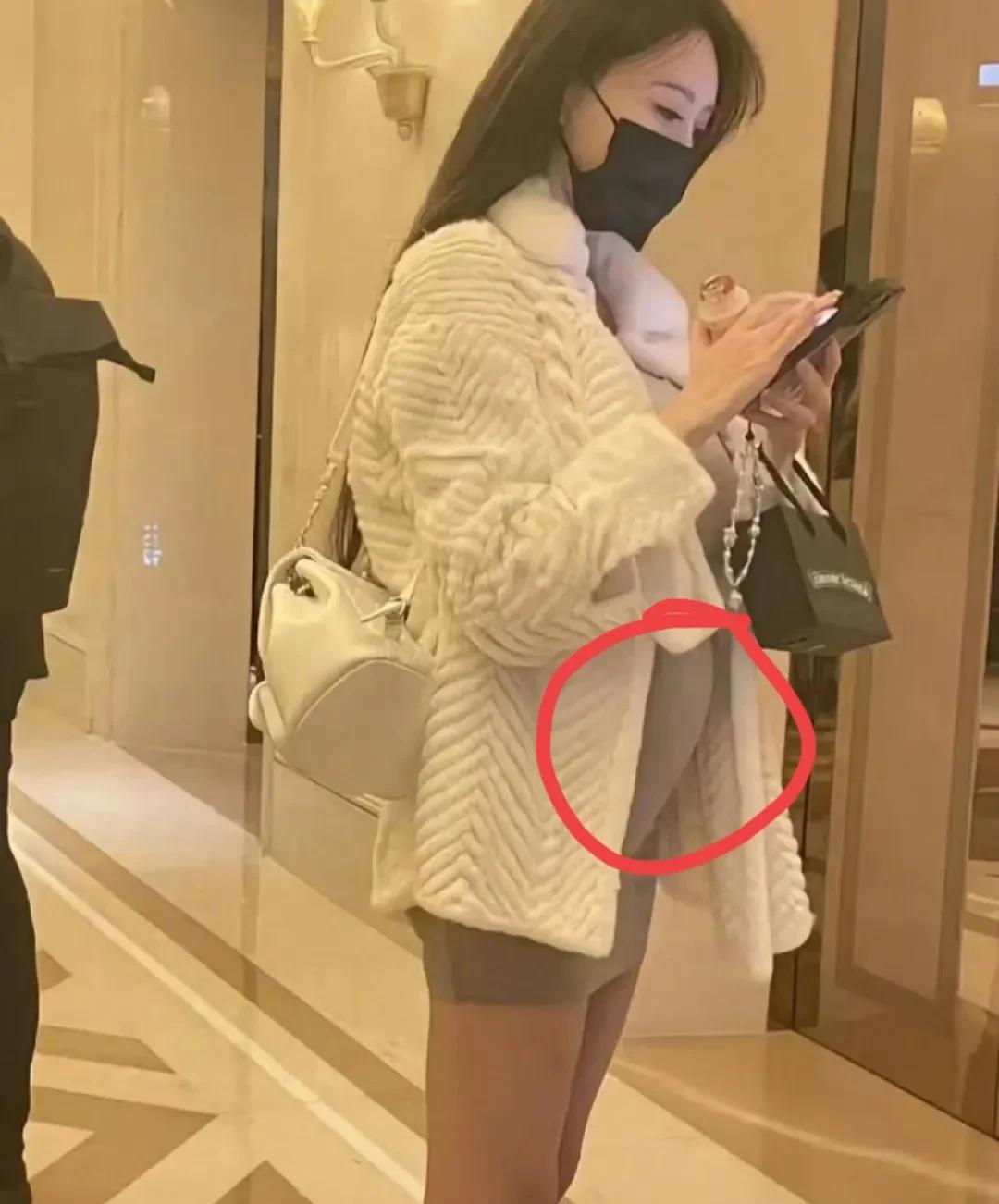 黄晓明：情感大戏背后的隐情与猜测，黄晓明的情感大戏：比狗血剧还精彩