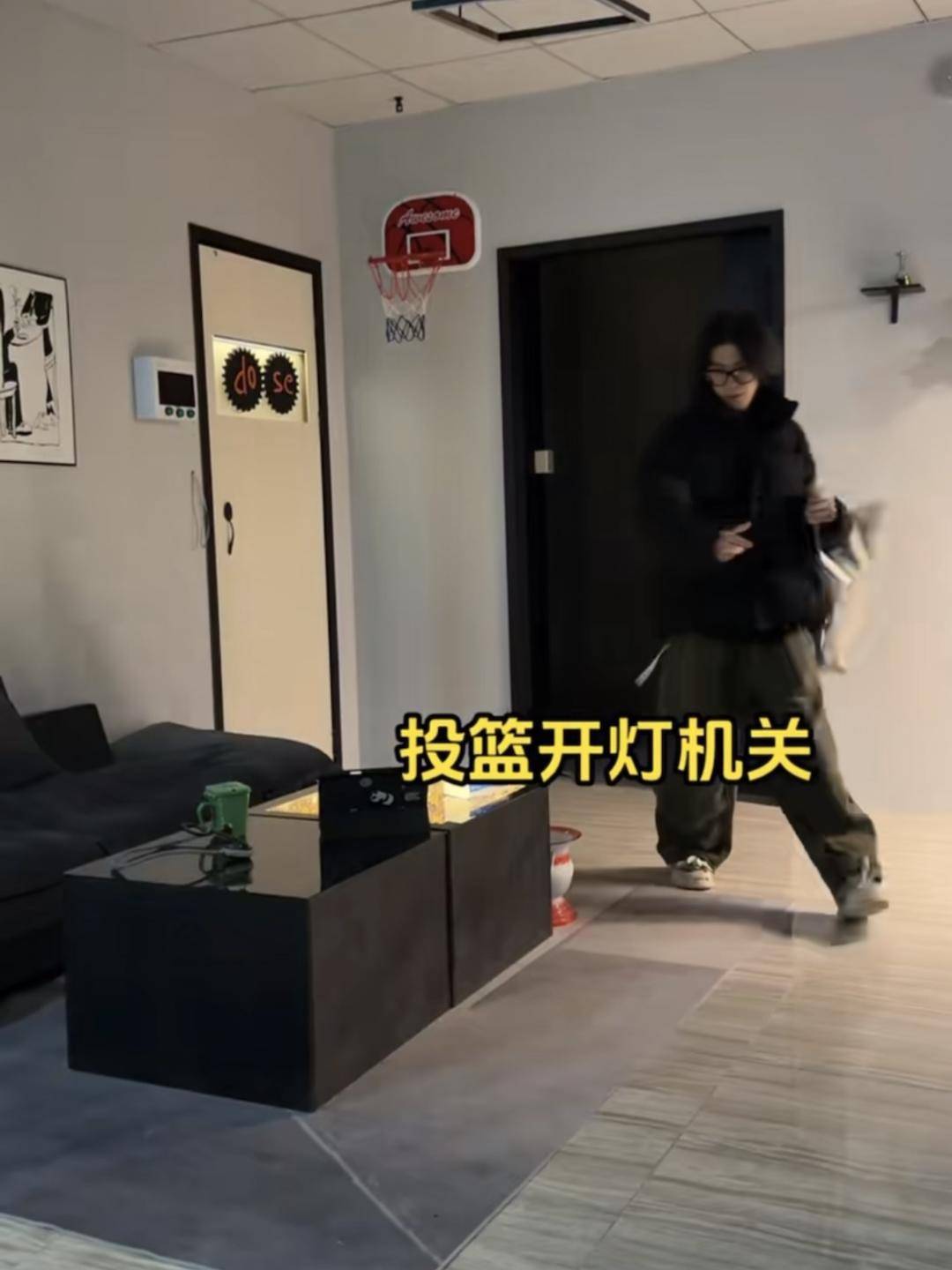浙江小伙打造机关屋，网友直呼神奇！，机关重重！职业密室机关师的奇妙住宅揭秘