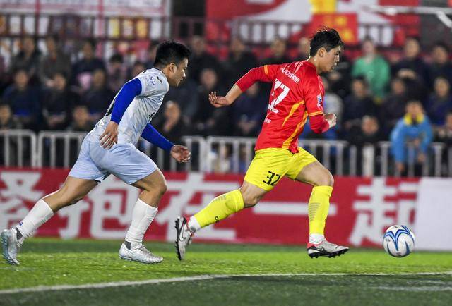 贵州“村超”40强赛：车江二村2比0获胜，赛场亮点不断