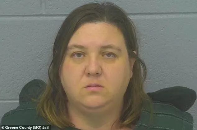 贪婪催生恶念：孕妇求职失踪背后的残忍真相，怀孕妈妈求职遇陷阱，一尸两命悲剧谁之过？