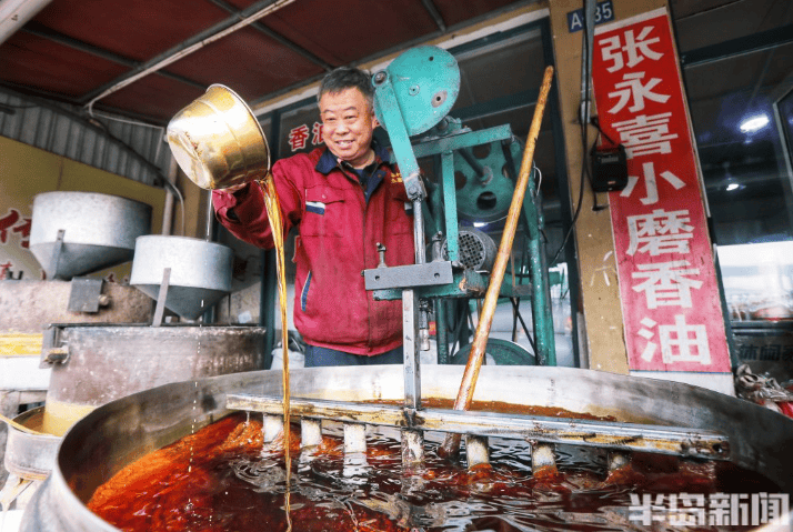 走进李村大集：感受传统与生活的魅力，李村大集：舌尖与传承的交织盛宴