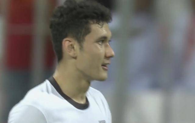 迪拜热身：国足3-1赢球，拜合拉木闪耀或抢首发 3-1胜科威特，国足世预赛出线曙光初现