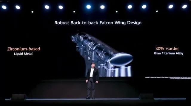 明年或亮相的折叠屏 iPhone，液态金属和轻薄续航有何玄机？