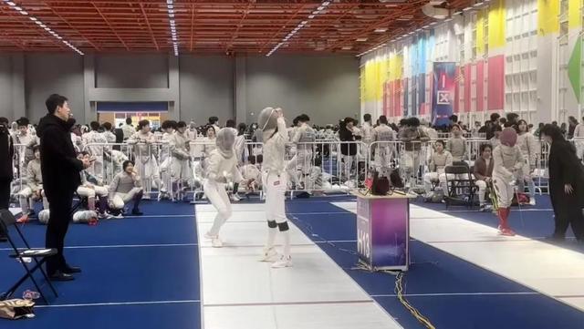 无锡赛事显锋芒，黄浦少体校击剑队2025首赛告捷，2025年黄浦少体校击剑队首战告捷，赛场绽放光芒