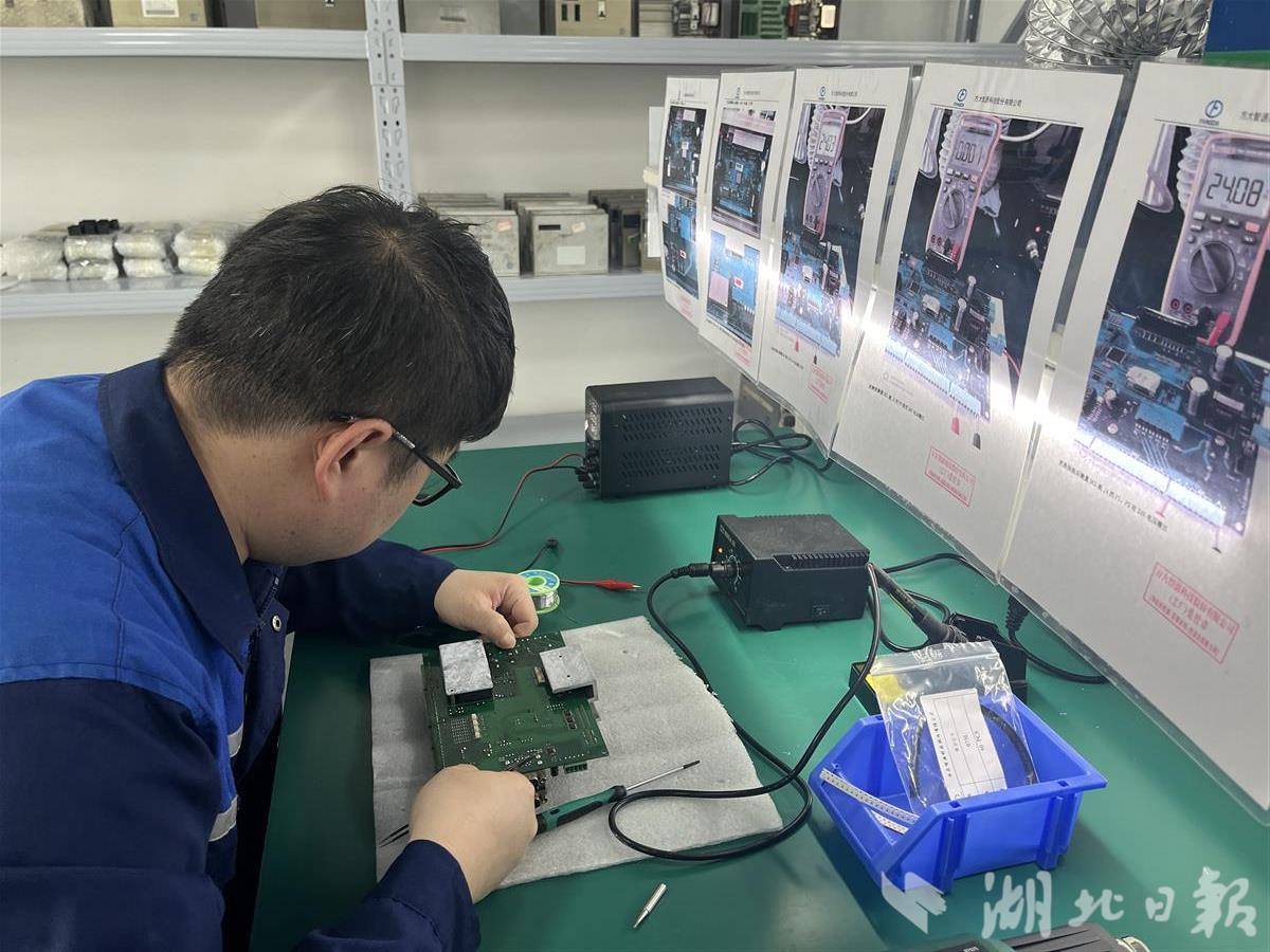 方大今创发力，武汉轨道交通产业迈向新高度，方大、今创等企业助力，武汉轨道交通产业蓬勃发展