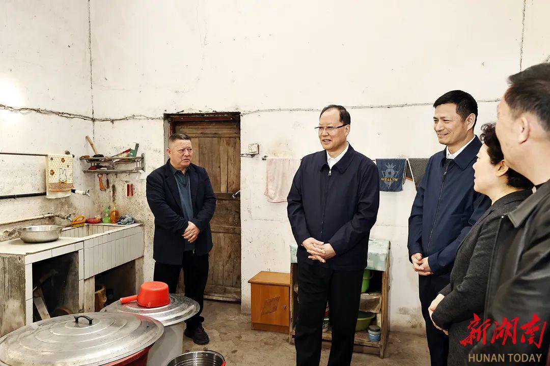 毛伟明、沈晓明同日行动，聚焦信访问题解民忧，毛伟明深入浏阳基层，现场督办解决群众难题