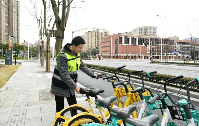 2025年学雷锋纪念日：中建八局上海二分公司的志愿之旅