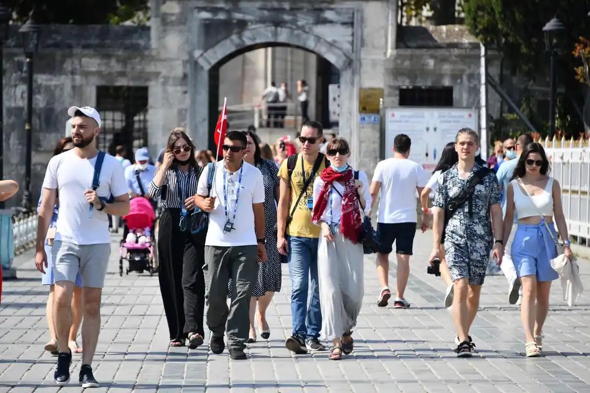 破解免签难题，共筑中国文明旅游新形象，免签浪潮中，中国旅游如何平衡机遇与挑战？