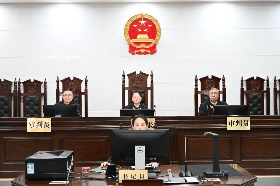 1190万余元！贵州一国企原工会主席受贿案一审判决，贵州旅游投资集团原工会主席受贿超千万一审获刑