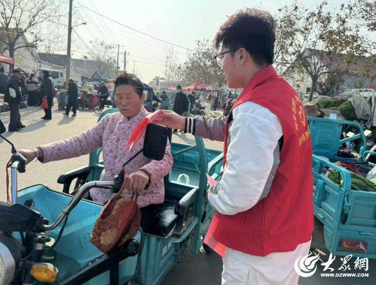 3月15日鱼台清河镇：筑牢食安防线，杜绝舌尖浪费 鱼台清河镇开展食安与节约宣传活动，提升群众意识