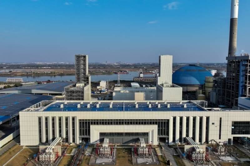 肇庆电厂二期燃气项目新突破：第三套机组投入商业运营，彰显能源新力量，国家能源集团广东肇庆电厂二期燃气项目第三套机组正式商运，助力大湾区绿色发展
