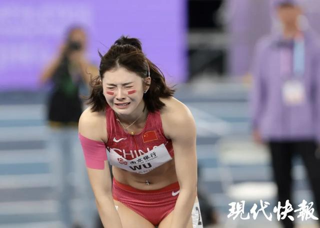 吴艳妮短发造型惊艳，破纪录难掩无缘决赛之憾