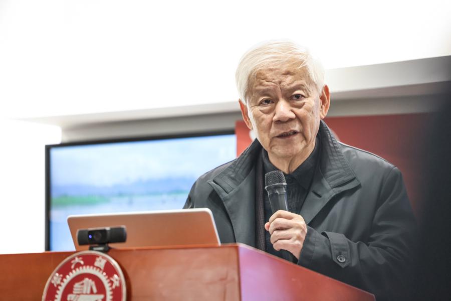 孔海南：37载守护洱海，谱写环保传奇 坚守37年，孔海南助力洱海海菜花产业化之路