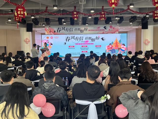 “三八”佳节，郑州市总工会用活动传递对女职工的关爱，郑州市总工会“三八”活动：为女职工点亮幸福之光