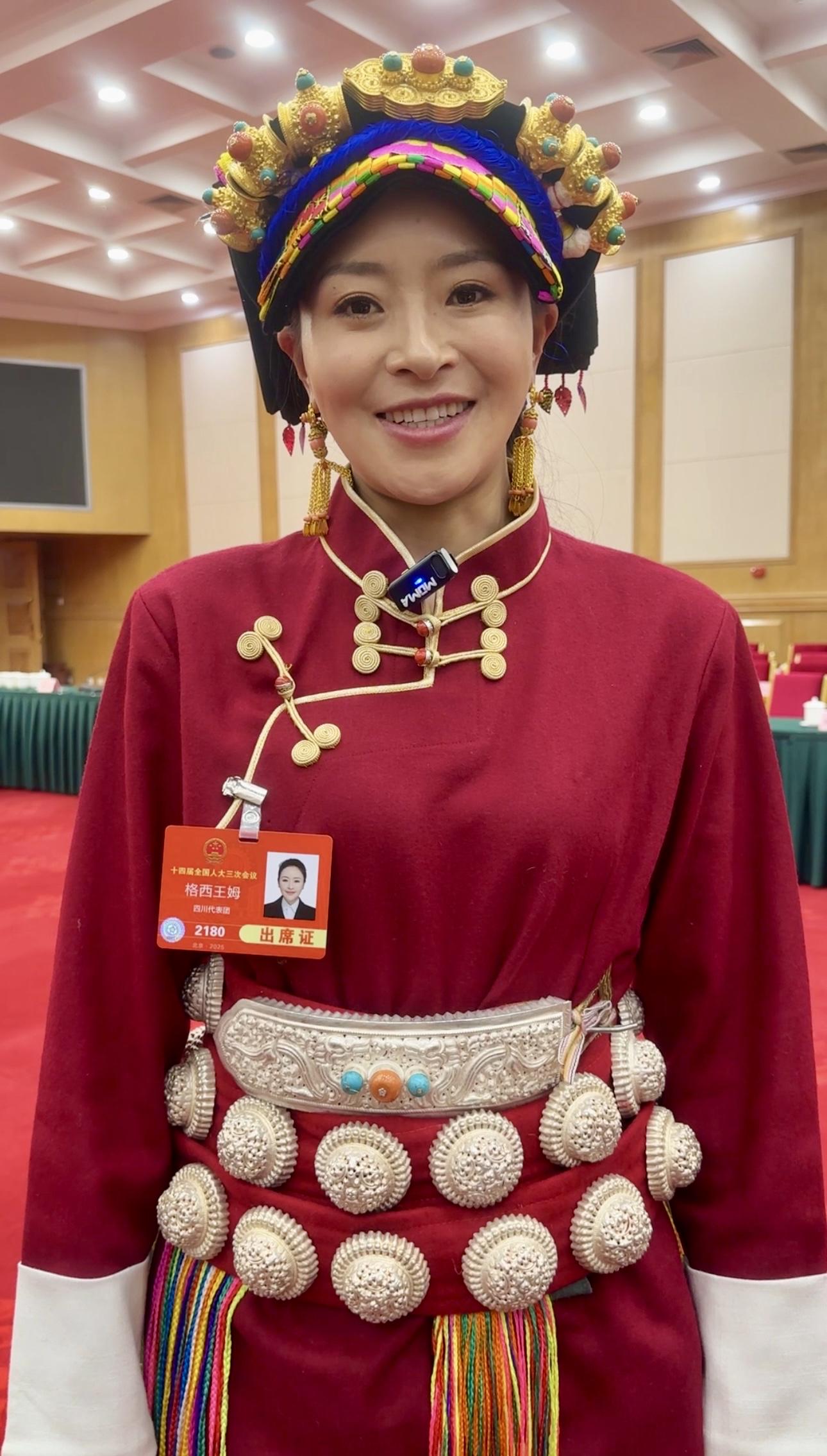 “三八”妇女节：聚焦四川女代表的非凡力量，四川女代表：不同岗位上的璀璨星光
